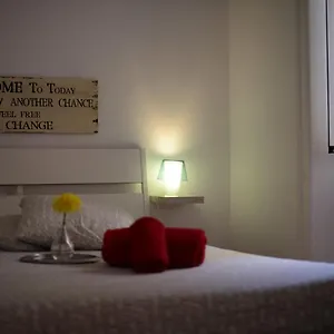 https://the-blue-house-saint-pauls.hotels-lisbon-portugal.com